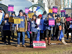 Supporting image for story: Nurses strikes underway as health bosses ask public to 'use services wisely'