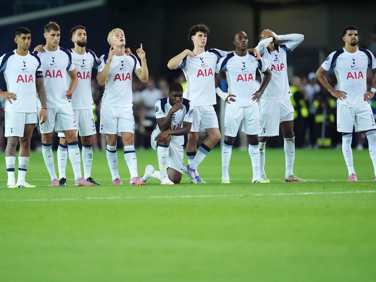 Spurs squander late two-goal lead before Super Cup shoot-out defeat to PSG Spurs squander late two-goal lead before Super Cup shoot-out defeat to PSG