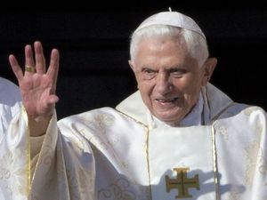 Supporting image for story: Wolverhampton priest who has 'connection' to Former Pope Benedict pays tribute to his life