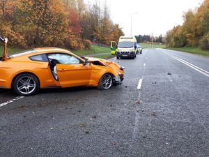 Supporting image for story: £40,000 Mustang written off in Telford lamppost smash