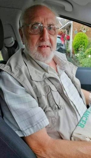 Emma will be particiapting in Compton Care's Memory Walk in memory of her dad, Keith Pillinger