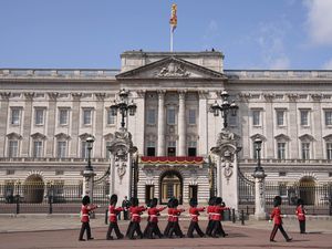 Supporting image for story: Support for monarchy falls to 45% amid Epstein scandal, poll suggests