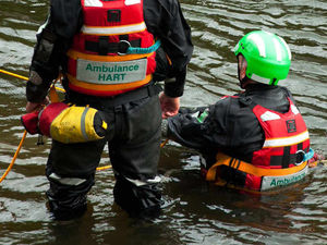 Supporting image for story: Man fighting for his life after canoe capsizes in River Severn near Bridgnorth