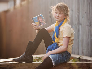 Supporting image for story: 'I want to help': Alicia, nine, releases charity single for Ukraine