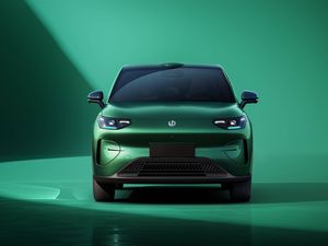 Supporting image for story: Leapmotor enters B-segment SUV class with B03X