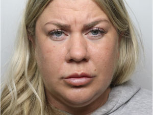 Supporting image for story: Police officer ‘infatuated’ with criminal jailed for giving him information