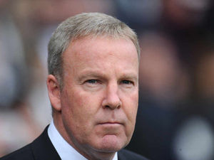 Supporting image for story: Video: Kenny Jackett tells Wolves to kick on