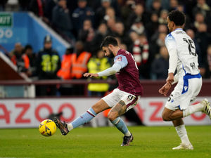 Supporting image for story: Aston Villa's Morgan Sanson set to join Nice on season-long loan