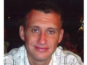 Supporting image for story: Father killed in Bilston street fight