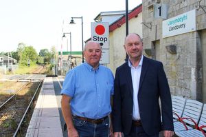 Supporting image for story: Rural Wales 'neglected': Cefin Campbell calls for later trains on Heart of Wales Line