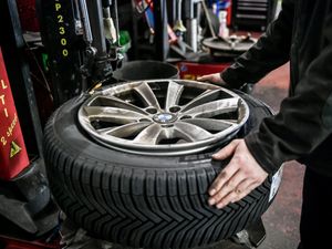 Supporting image for story: UK motorists faced £18 billion car repair bill over the past year