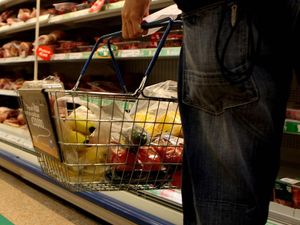 Supporting image for story: Supermarkets enjoy surge in sales from latest lockdowns