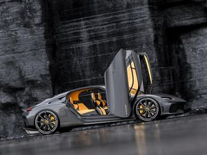 Supporting image for story: Quiz: Are these supercar facts true or false?