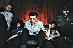 Supporting image for story: Maccabees heading to Birmingham HMV Institute