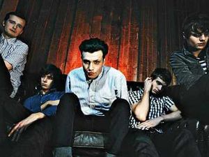 Supporting image for story: Maccabees heading to Birmingham HMV Institute