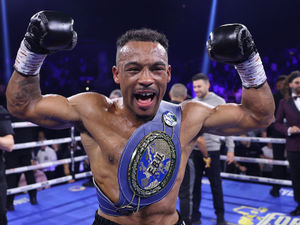 Supporting image for story: Brilliant Tyler Denny beats Felix Cash to retain European title