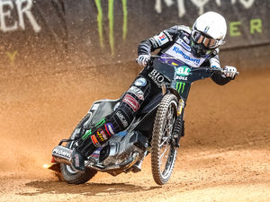 Supporting image for story: Track talk: Tai Woffinden needs gating gloves on for penultimate round