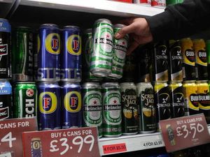 Supporting image for story: Halesowen off-licence to reopen despite fears over late-night sales