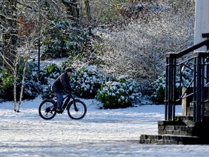 Supporting image for story: More snow and ice on the horizon for Shropshire as Met Office issue another weather warning