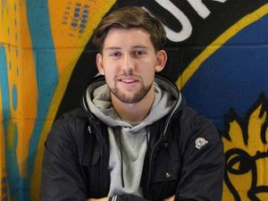 Supporting image for story: Shrewsbury Town seal loan signing of Callum Lang from Wigan Athletic