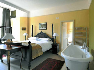 Supporting image for story: Holiday review: Stamford, Lincolnshire