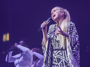 Supporting image for story: Paloma Faith, Genting Arena, Birmingham - in pictures