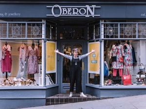 Oberon on Wyle Cop 