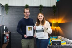 Lease Loop owners James and Danni Godfrey with their Feefo Exceptional Service Award