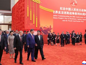 Supporting image for story: North Korean leader Kim meets China’s Xi as part of diplomatic trip