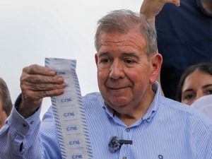 Supporting image for story: Venezuelan opposition candidate Gonzalez will not appear before court