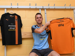 Supporting image for story: Wolves' new signing: Who is Diogo Jota?