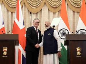 Supporting image for story: Starmer and Modi discuss Ukraine and oil in face-to-face meeting