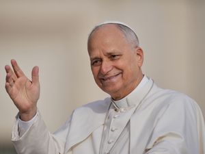 Supporting image for story: Pope Leo visits Turkey and Lebanon on first foreign trip