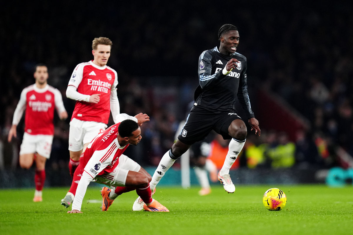 Aston Villa sweat on midfielder after latest injury setback