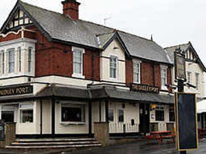 Supporting image for story: Pub wins 5am extension