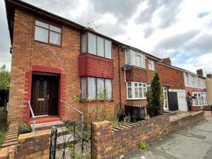 Supporting image for story: Vacant three-bed semi in Wolverhampton with jazzy carpets to go on sale for £60,000