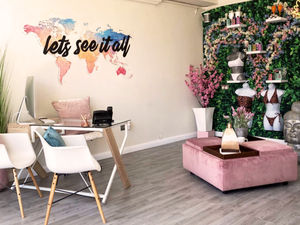 Supporting image for story: Opulent Travel Lounge launches new online boutique store