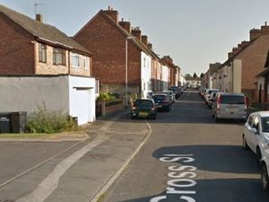 Supporting image for story: Armed police surround 'siege' house after reports of 'man with crossbow'