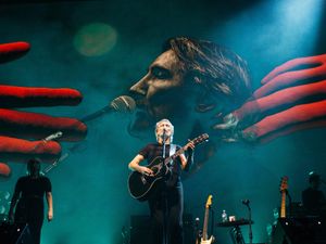 Supporting image for story: Pink Floyd's Roger Waters to play Birmingham
