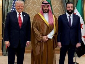 Supporting image for story: Trump meets Syria’s former-insurgent-turned-leader in Saudi Arabia