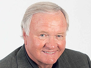 Supporting image for story: Ron Atkinson: Kenny Jackett earned Wolves job