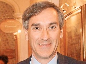 Supporting image for story: Brexit team is too amiable, says Chris Moncrieff