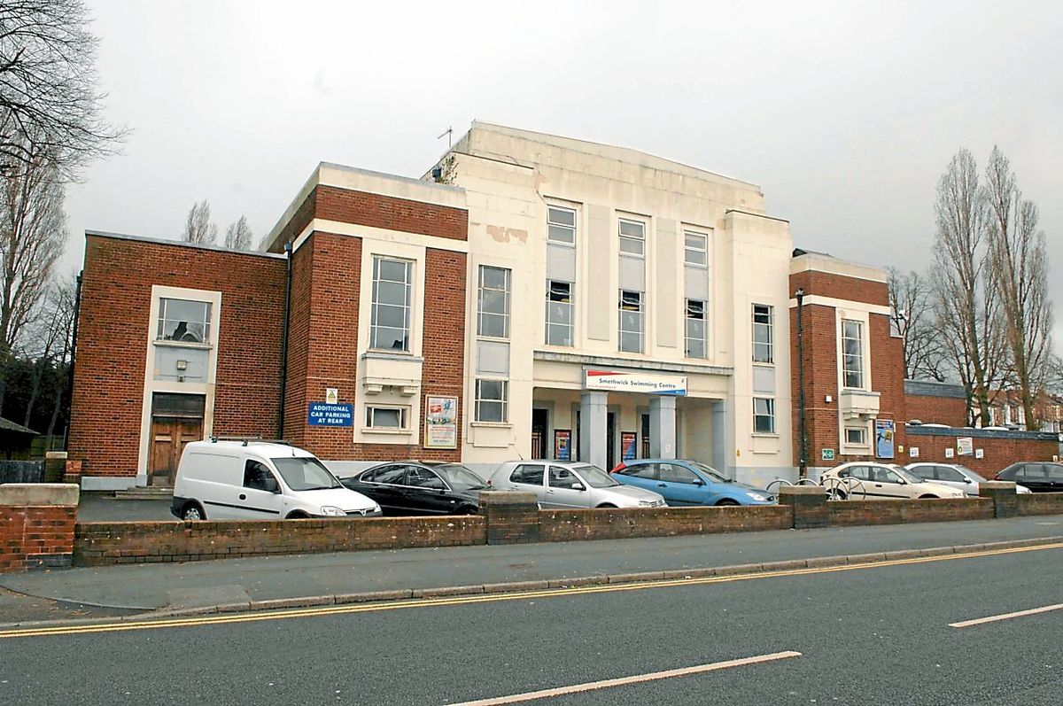 Health centre plan for shut historic Black Country swimming pool