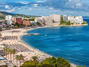 Supporting image for story: A place in the sun . . .Meet the family who waved goodbye to the Black Country for a new life in Magaluf 