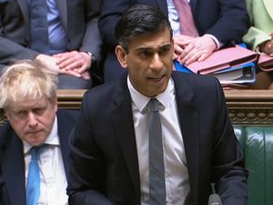 Supporting image for story: Sunak promises tax cuts as economy reels from soaring inflation and Ukraine war