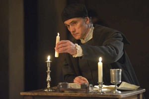 Supporting image for story: Review: Wolf Hall / Bring Up the Bodies Swan Theatre, Stratford