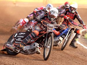 Supporting image for story: Wolves targeting a
hat-trick at home