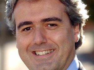 Supporting image for story: MP apologises after dismissing 'dog-end' voters in the north