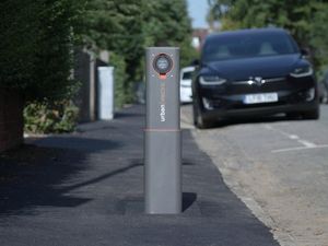 Supporting image for story: Oxford installs pop-up electric vehicle chargers