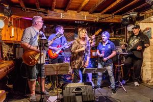 Supporting image for story